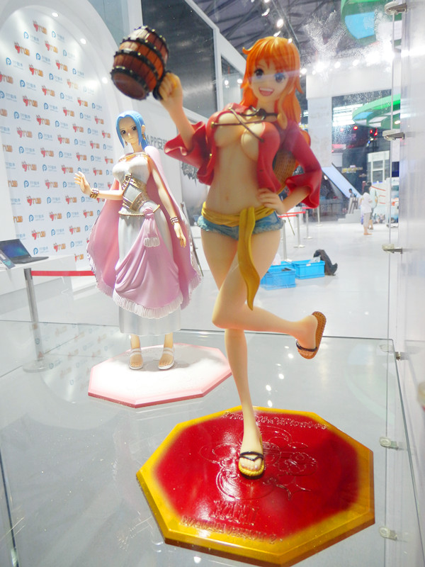 美女会长收集上百手游手办亮相九游展台 资讯 第16张 美女会长收集上百手游手办亮相九游展台 资讯 第16张