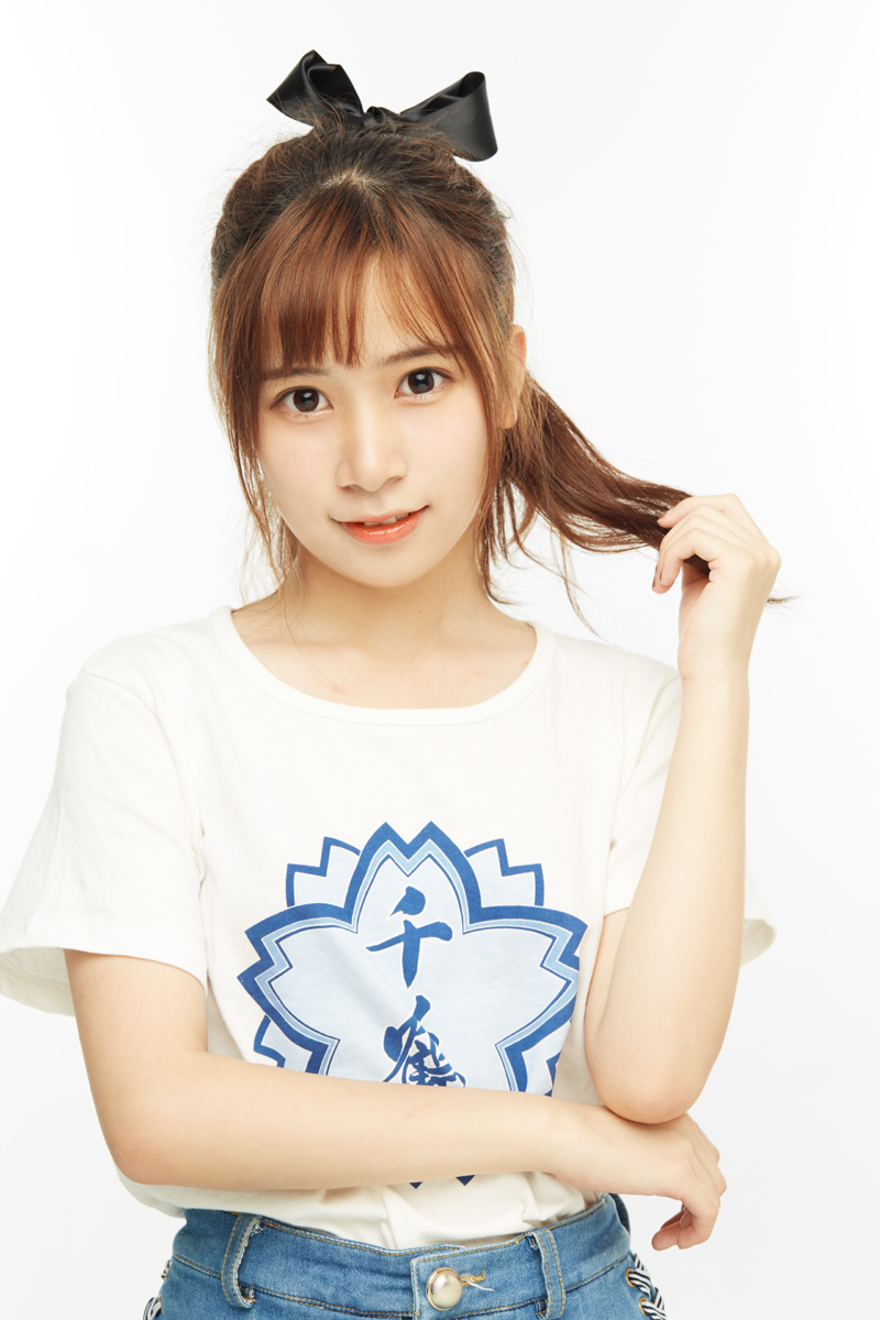MYC演艺部正式签约梁云若 MYC14出道握手会等你来! 漫展 第1张 MYC演艺部正式签约梁云若 MYC14出道握手会等你来! 漫展 第1张