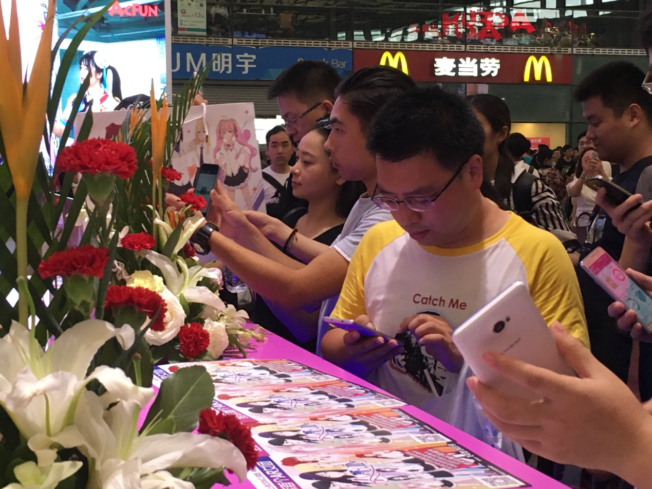 二次元女神通过AR降临人间,拯救宅男生活 业内 第2张 二次元女神通过AR降临人间,拯救宅男生活 业内 第2张