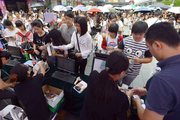 漫画书不景气?快看漫画签售超35000册,破四项记录 业内 第9张 漫画书不景气?快看漫画签售超35000册,破四项记录 业内 第9张