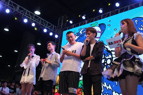 这次事情搞大了!五一萤火虫动漫游戏嘉年华,王尼玛领衔暴走漫画嗨翻全场! 漫展 第23张 这次事情搞大了!五一萤火虫动漫游戏嘉年华,王尼玛领衔暴走漫画嗨翻全场! 漫展 第23张