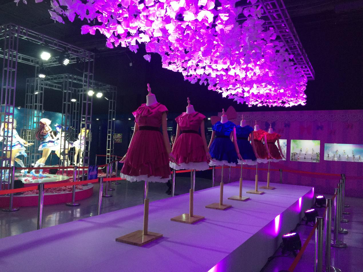 Love Live! Sunshine!!来了！———Love Live! Sunshine!! Showtime企划展开幕仪式完美启动 漫展 第13张