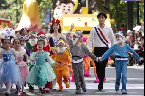 全民狂欢 | 白娘子、小猪佩奇、大师兄…你喜爱的角色，今天都现身了！ 漫展 第4张