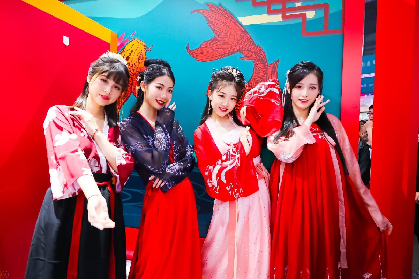 2020ChinaJoy首度亮相洛裳华服•赏  传统服饰文化潮下的游戏圈 资讯 第5张