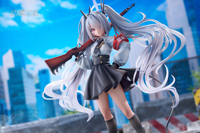 《蔚蓝档案》银镜伊织 1/7比例手办开始预约 周边 第3张 《蔚蓝档案》银镜伊织 1/7比例手办开始预约 周边 第3张