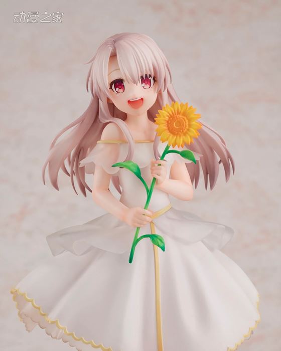  《魔法少女伊莉雅》伊莉雅 夏日连衣裙Ver.手办开始预约  周边 第3张