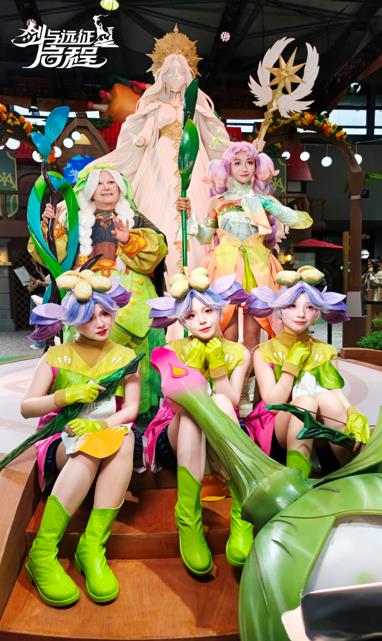  莉莉丝首次参展ChinaJoy，携《剑与远征：启程》引燃玩家热情  漫展 第3张