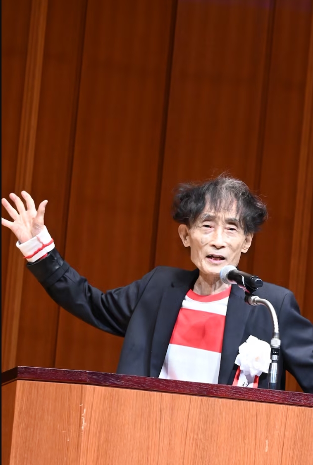  日本漫画大师楳图一雄逝世，享年88岁。  资讯