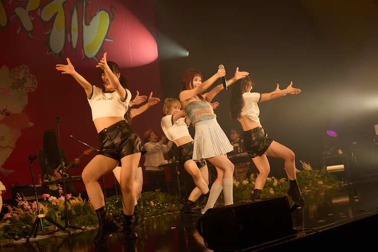  艾纳·吉恩德新曲《花无双》发布，担任电影《剧场版怪化猫 第二章 火鼠》主题歌  业内 第3张